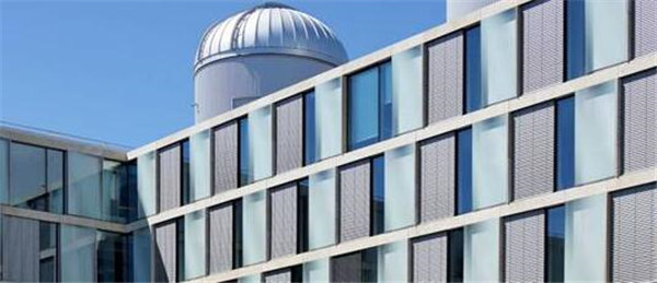 阿姆斯特丹大学-科学院.jpg