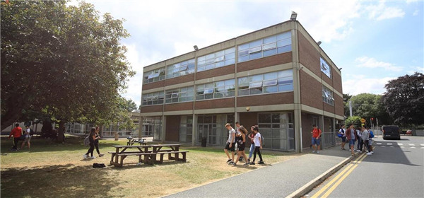  亚历山德拉学院Alexandra College (10).jpg