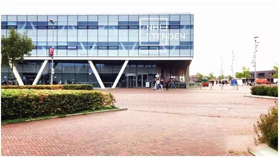斯坦德大学.jpg