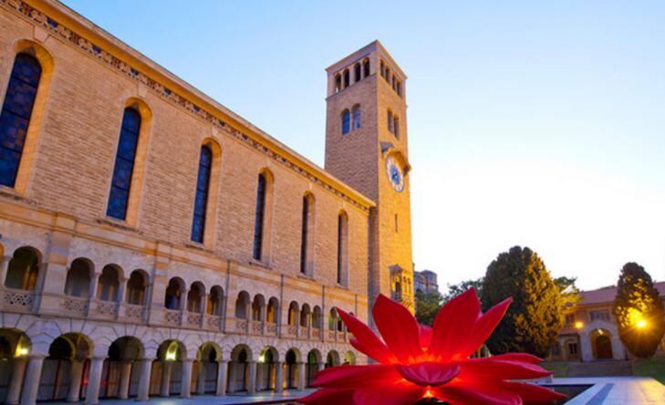 西澳大学.jpg