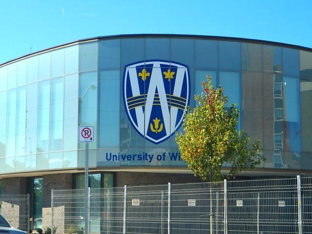 温莎大学.jpg