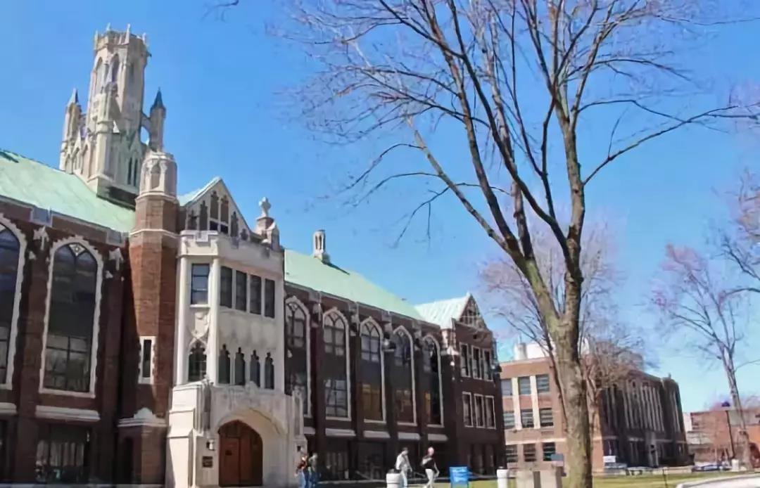 温莎大学2002年在综合类大学排名位于第7位1.jpg