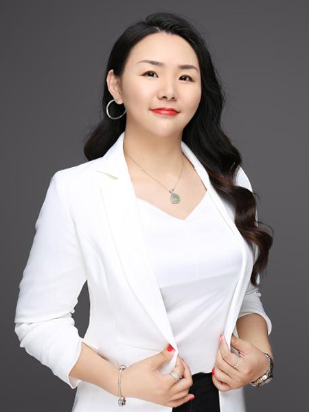 活动竞赛资深规划老师-Alicia-Huang-450.jpg